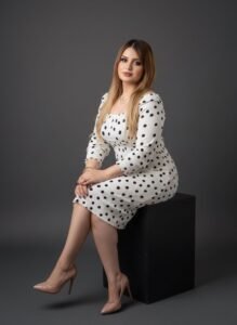 المطربة لارا محمد حجازي